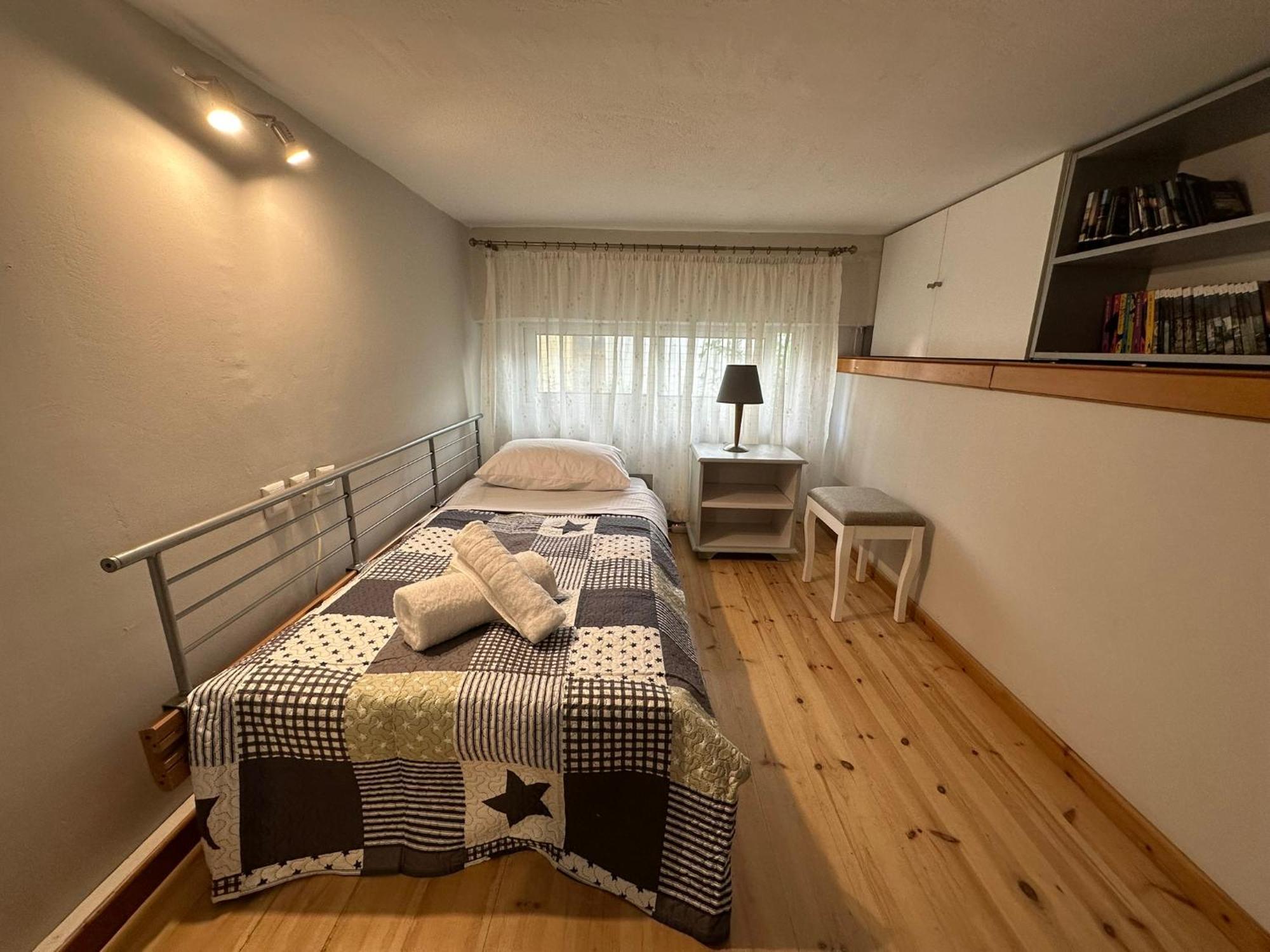Evterpi - With Loft And Garden In The Heart Of Apartment