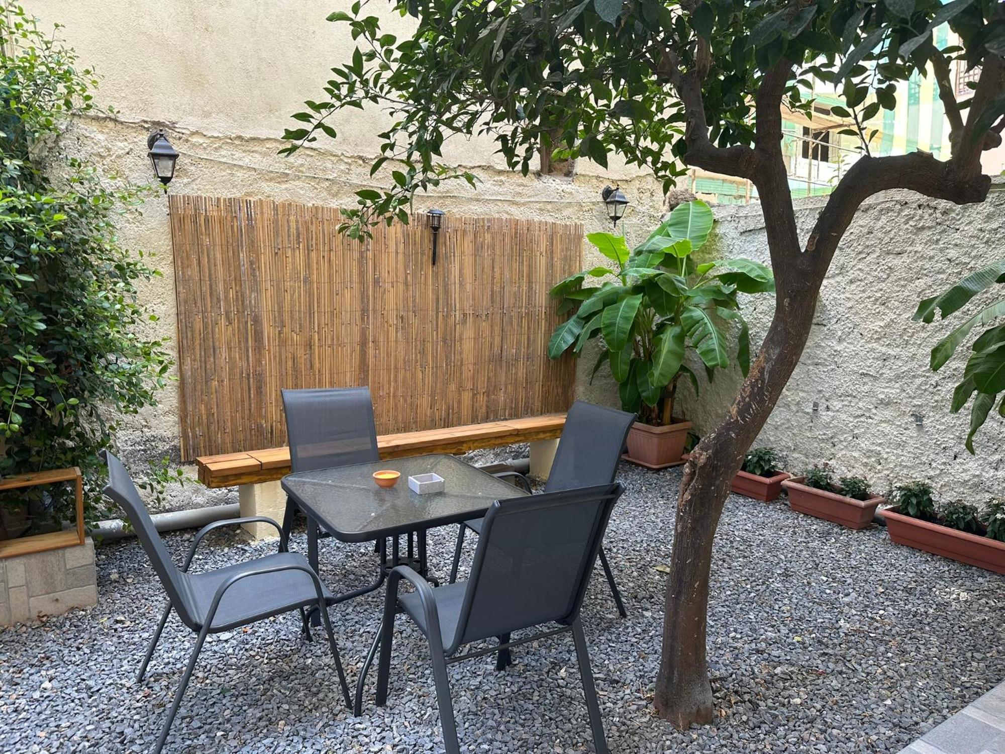 Apartment Evterpi - With Loft And Garden In The Heart Of *